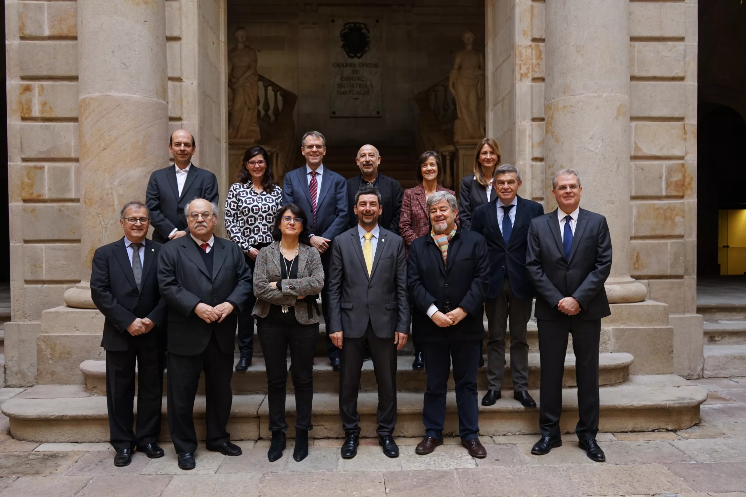 La Cambra crea un consell assessor amb 10 acadèmics i professionals de prestigi