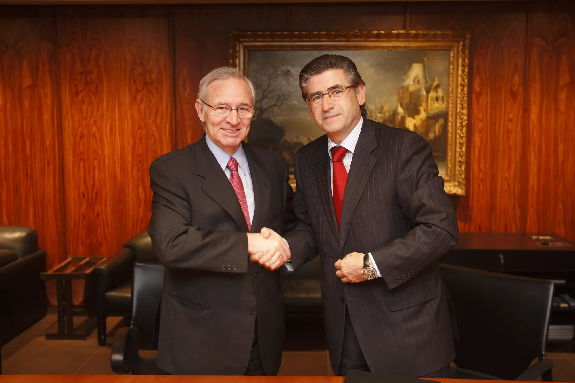 La Cambra i el Banco Santander signen un conveni per facilitar el finançament de les empreses