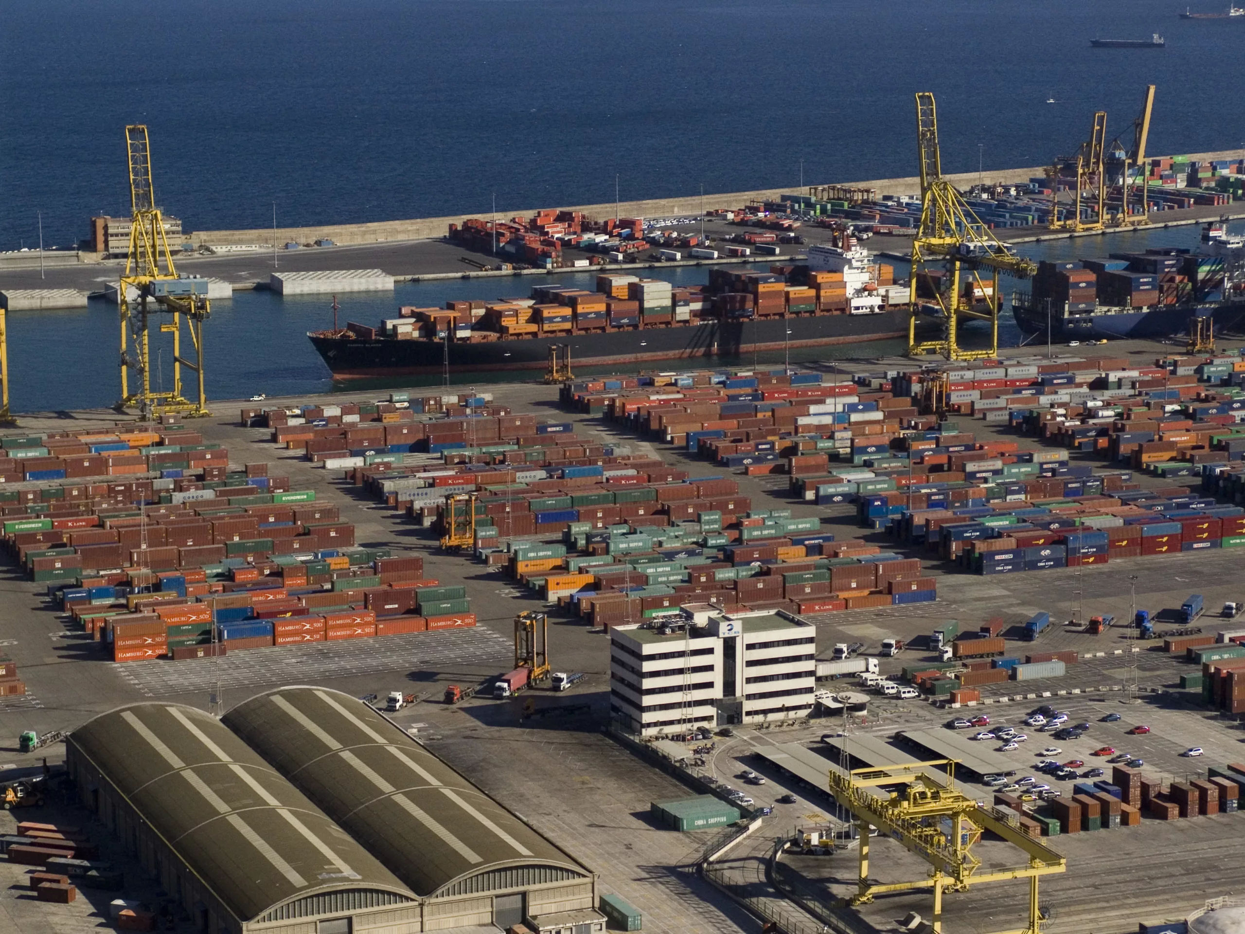 El Port de Barcelona registra una reducció del 17,5% del tràfic acumulat de contenidors entre el gener i l’octubre per la crisi sanitària