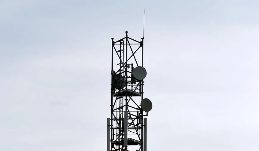 La Cambra defensa l’impuls d’infraestructures que millorin la cobertura telefònica del Berguedà