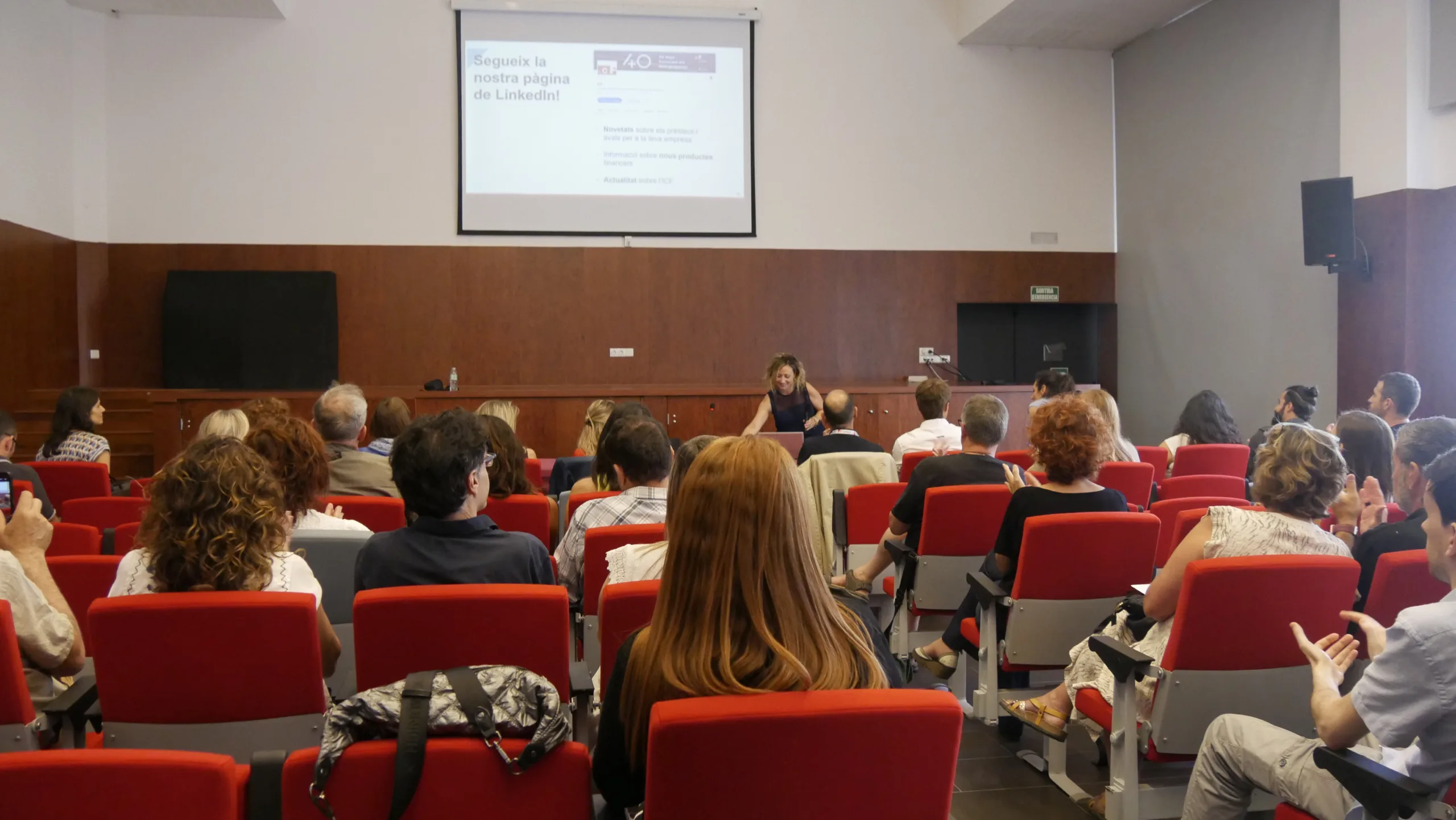 La Cambra al Berguedà apropa en una jornada per a empreses les seves línies d’ajuts i serveis