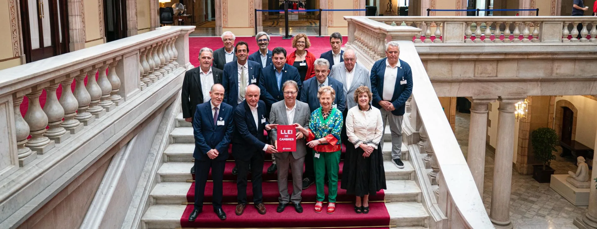 Les 13 Cambres de Comerç de Catalunya lliuren la proposta de Llei de Cambres al Parlament de Catalunya