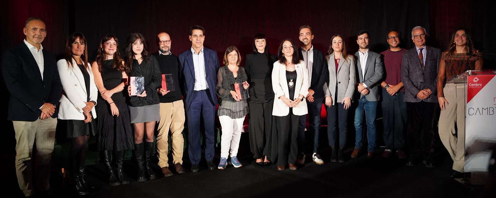 Vitralls Bonet, TAKK i la Fundació La Vinya, reconegudes al Dia de la Cambra a L’Hospitalet