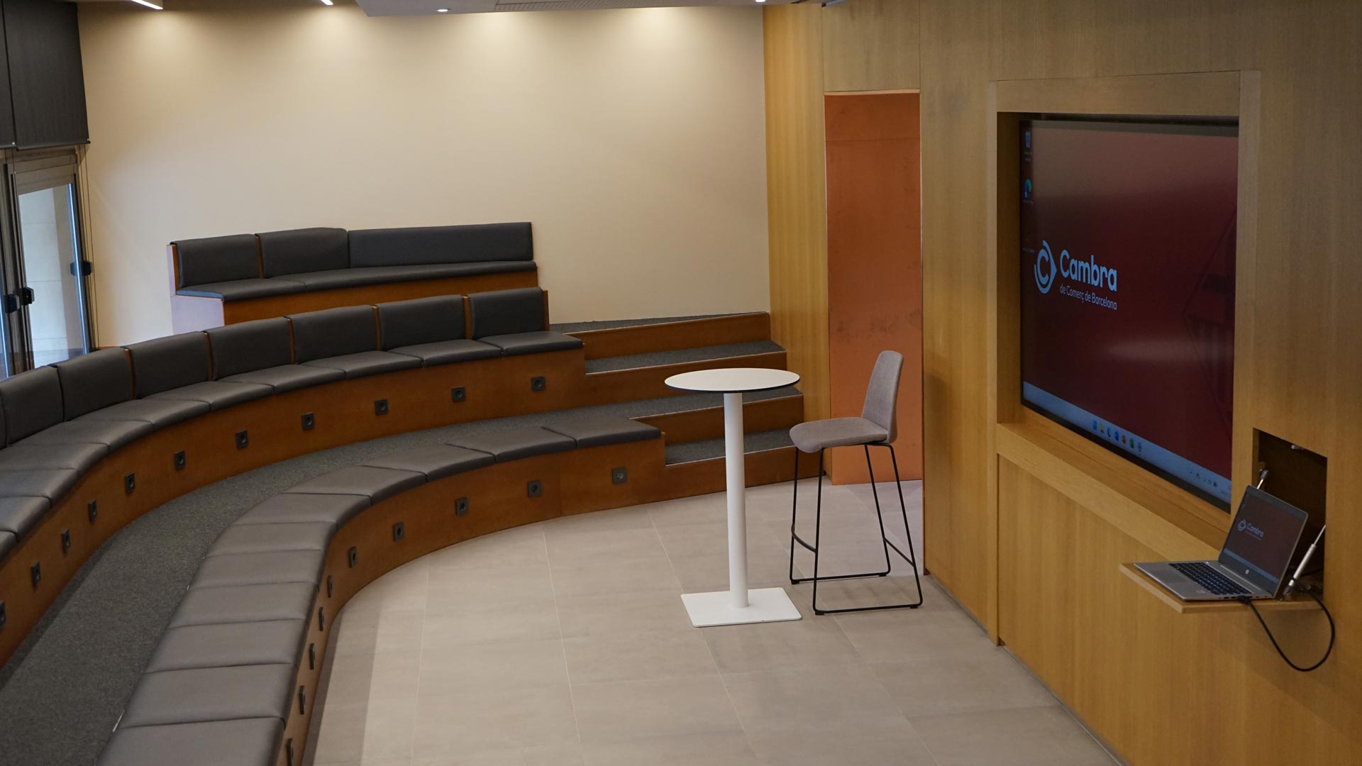 Espai Agora per a 40 persones