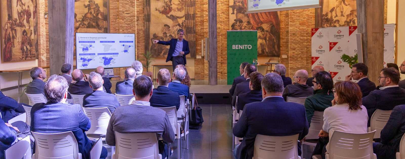 Enric Brazis (Endesa) protagonitza el primer Dinar Cambra Osona amb una ponència sobre la infraestructura elèctrica de la comarca