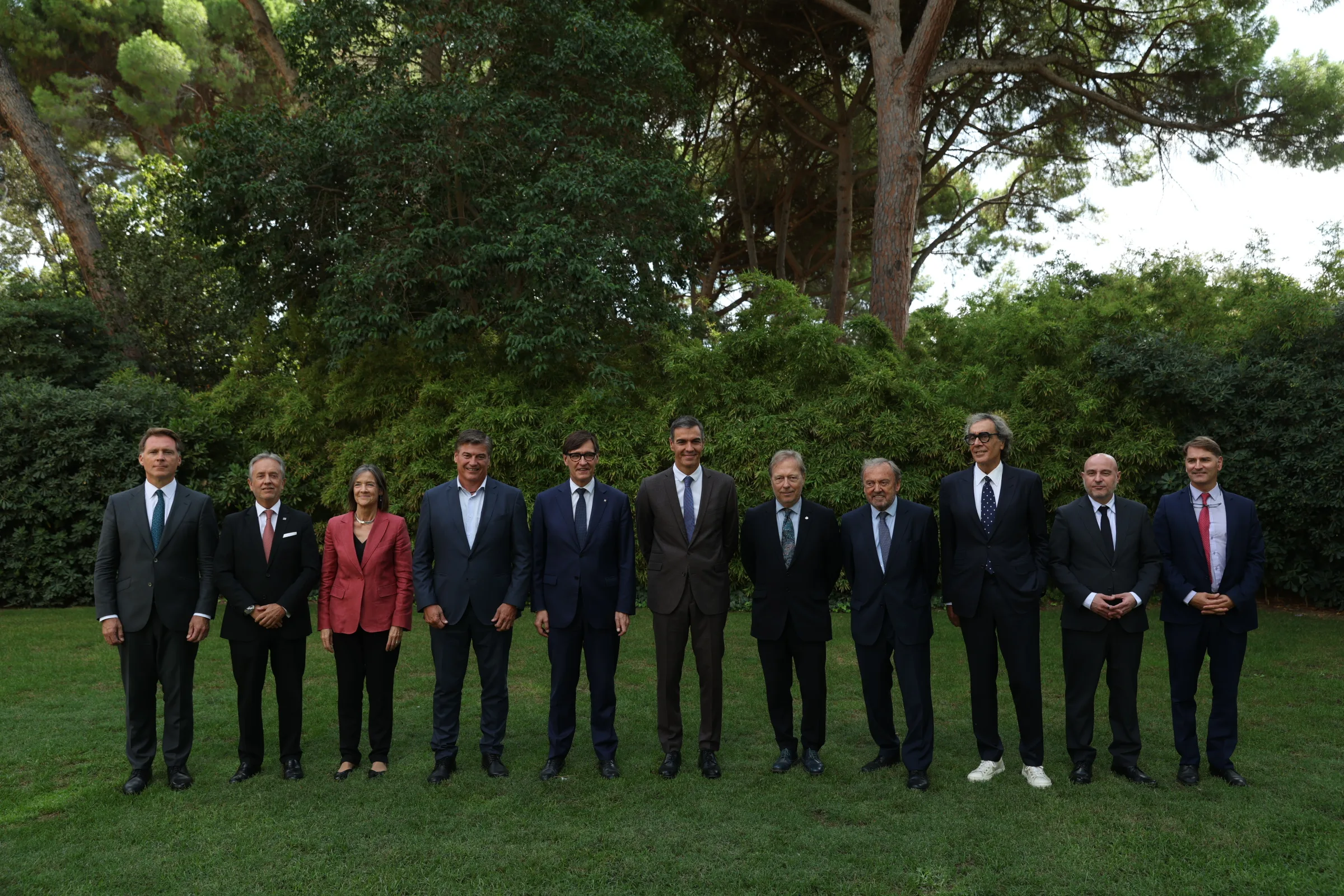 El G8 planteja a Sánchez i Illa els principals reptes actuals i propostes de l’economia catalana