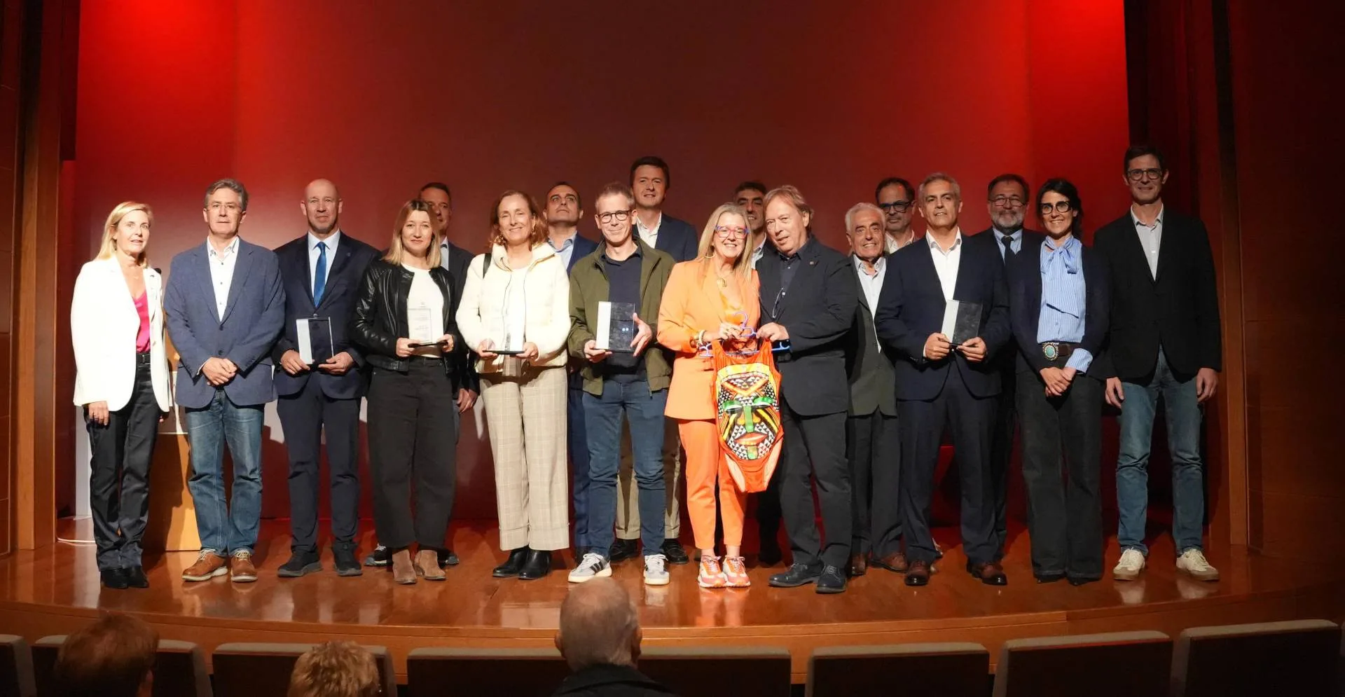 NIMA Automoció, Cal Blay, Cal Miqueló, MIPSA i Jean Leon, distingides amb els Reconeixements Cambra a l’Alt Penedès 2026